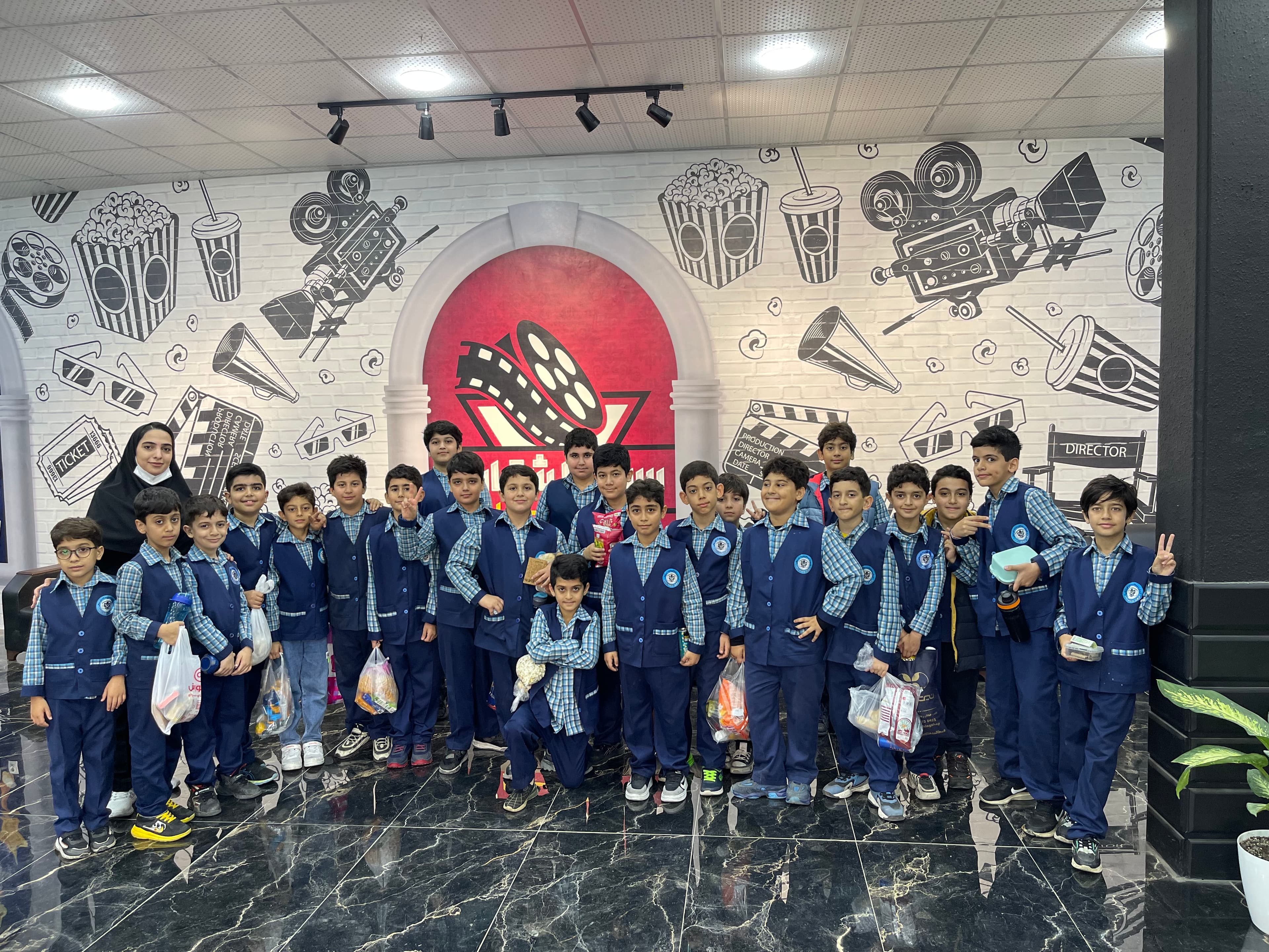 اردوي نيم روزي سينما